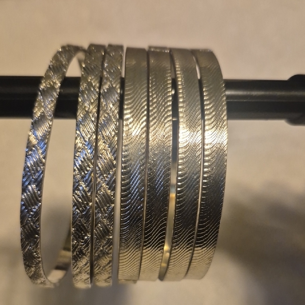 Silver-Tone Textured Bangle Bracelet Set